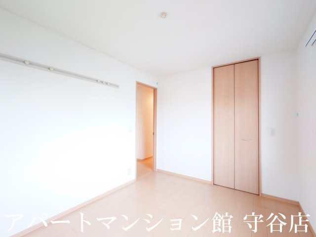 リビングタウン陽光台Aの内装|反転です