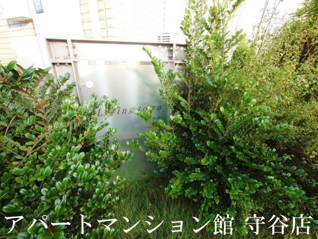 リビングタウン陽光台Aのエントランス