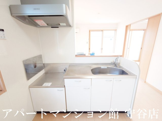 リビングタウン陽光台Aのキッチン|反転です