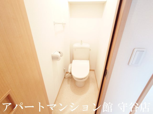 リビングタウン陽光台Aのトイレ|反転です