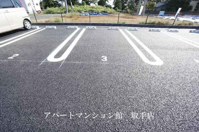 Lencois(レンソイス)の駐車場