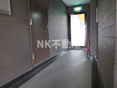 【ロビー】 | パレイースト小阪（河内小阪賃貸） | 建物の内部です