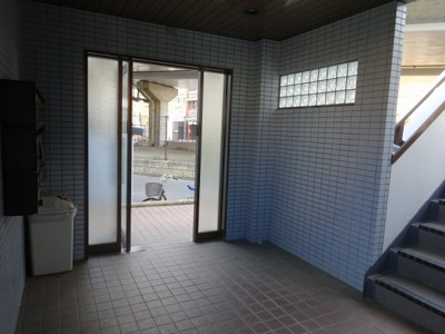 【ロビー】 | メルマン酒井 | 毎日通るロビーはこのようになっています。