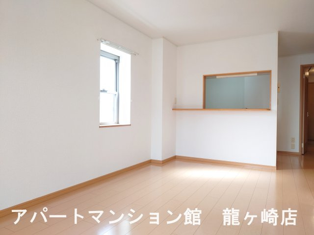 フォンテーヌ・カーサの居間・リビング