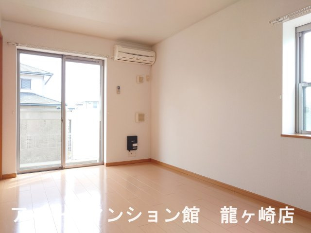 フォンテーヌ・カーサの居間・リビング