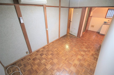 【居間・リビング】 | 都塚貸家