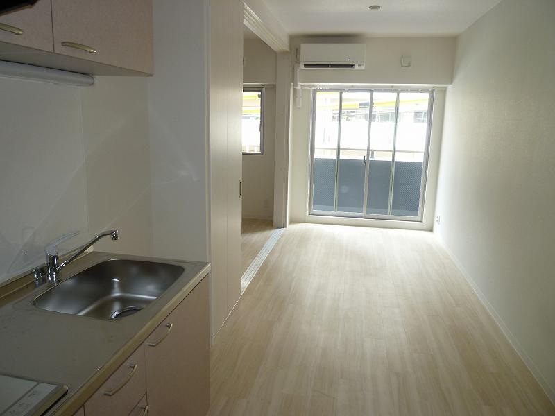 サニーハウス南堀江の居間・リビング