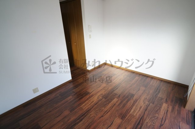 クオリティ宝塚の寝室