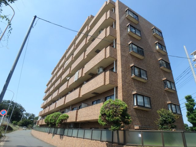 ライオンズマンション坂戸の外観