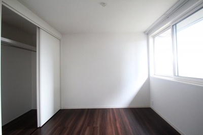 【寝室】 | ラヴィーヌ芝の内A | 落ち着いて過ごせるお部屋なので、寝室にいかがでしょうか