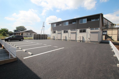 【駐車場】 | ラヴィーヌ芝の内A | 駐車場２台込み