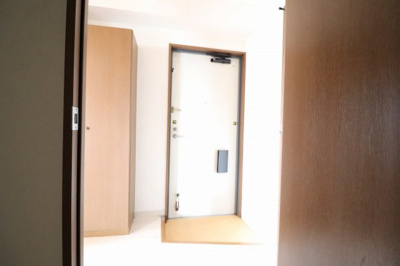 【玄関】 | メゾンコトブキ新森