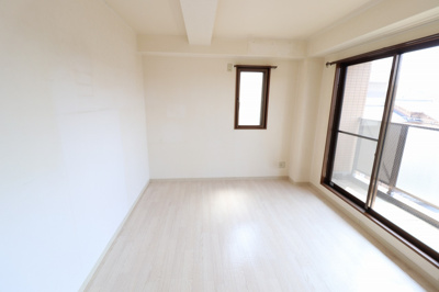 【洋室】 | メゾンコトブキ新森