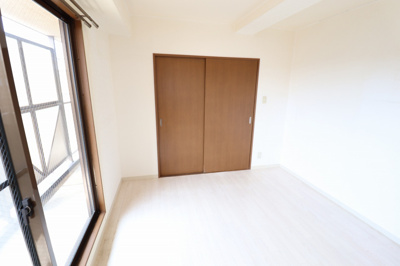 【洋室】 | メゾンコトブキ新森