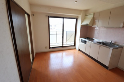 【居間・リビング】 | メゾンコトブキ新森