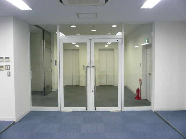 新横浜交通ビル