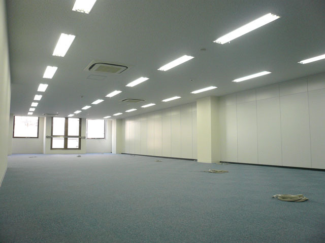 新横浜交通ビル