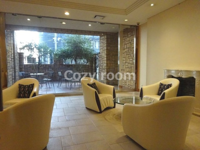 【ロビー】 | グランシス江坂 | ホテルの様なロビーです