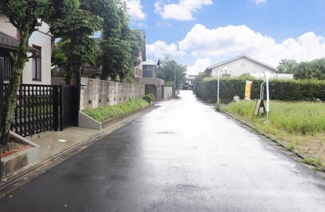 【前面道路含む現地写真】