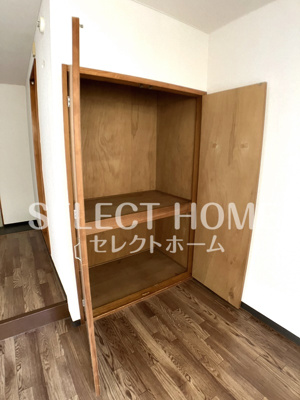 【収納】 | ロイヤル城南 | こまごまとしたものを収納できそうですね