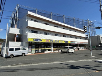 【外観】 | 2沿線利用可能な「日吉」駅まで徒歩圏内の3階建てマンション♪バス停も徒歩1分！雨の日の通勤やお出かけもバス利用でスムーズです♪