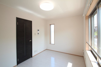 【居間・リビング】 | リバレインⅢ | 使いやすいリビングです