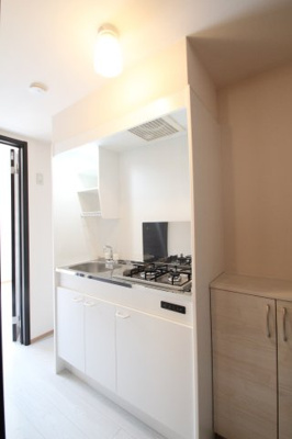 【キッチン】 | リバレインⅢ | ２口コンロ付き