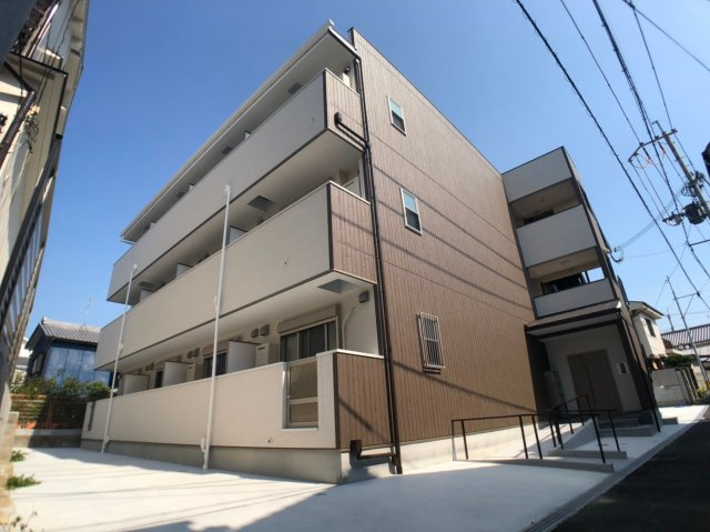 東大阪市友井４丁目のアパートの外観