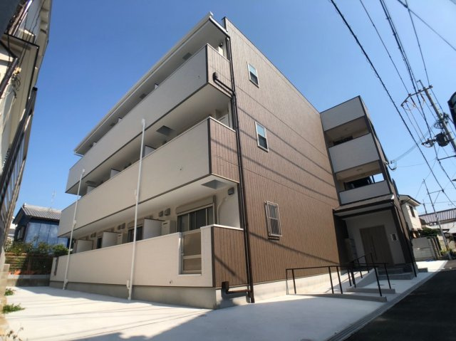 東大阪市友井４丁目のアパートの外観