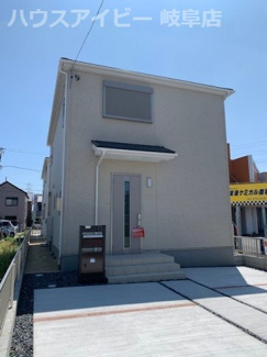 【外観】 | 岐阜市六条片田19-1期　新築戸建　全２棟　小学校徒歩10分　価格変更！