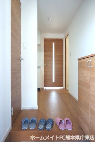 クロノス43水前寺の玄関