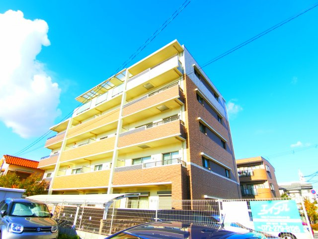 アラモード深井