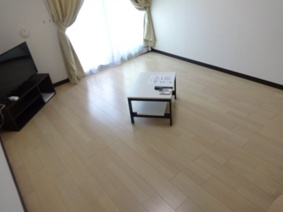 【内装】 | レオネクスト真