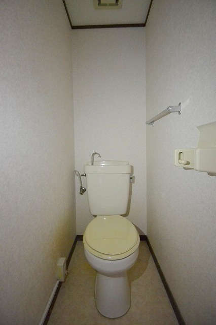 コーポ躍場のトイレ