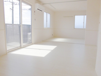 【居間・リビング】 | ブルームコート