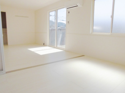 【居間・リビング】 | ブルームコート