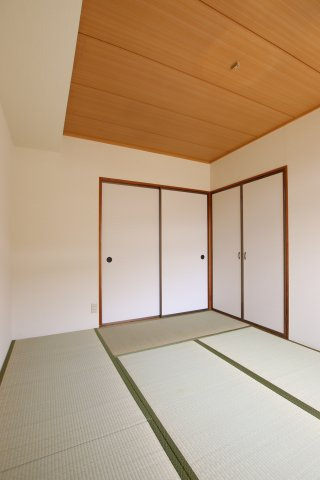 【寝室】 | シティーハウス栄