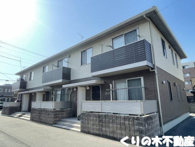 【外観】 | シャーメゾンリヤン A棟 | きれいな外観です