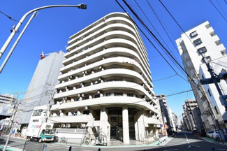 【外観】 | 京浜東北線「石川町」駅徒歩7分！横浜中華街まで徒歩10分圏内、
商業施設・文化施設・公園と充実した立地です。