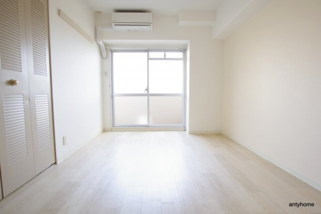 サウスフラット　仲介手数料無料の洋室