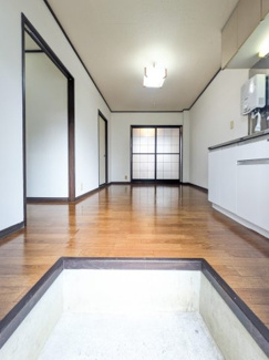 【玄関】 | サンハイツ（旭台）