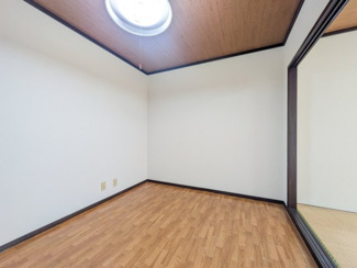 【洋室】 | サンハイツ（旭台）