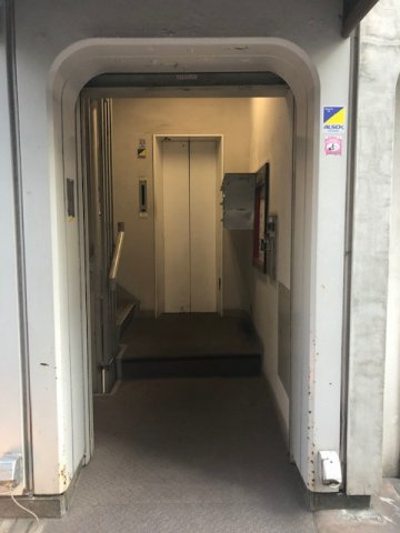 銀座ステラビルのエントランス