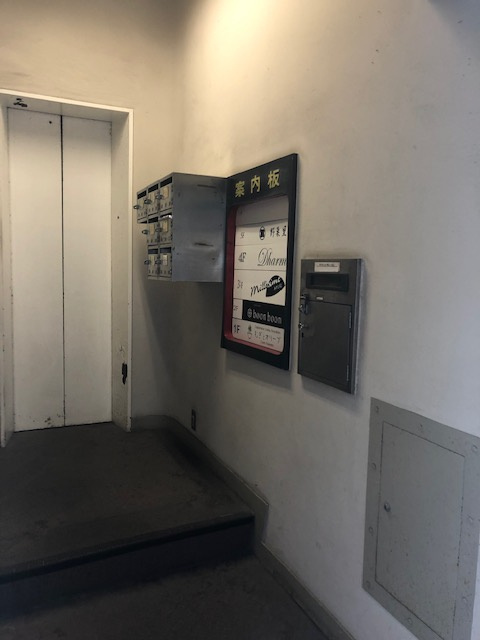 銀座ステラビルのロビー