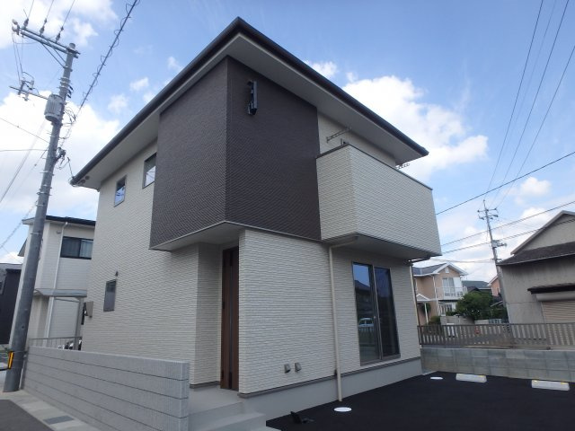 東富井貸家の外観