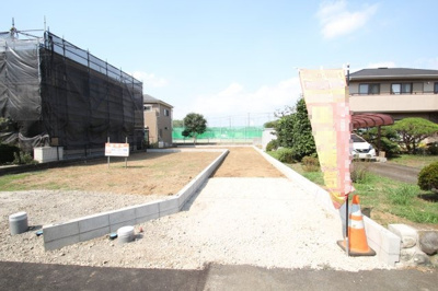 【外観】 | 海老名市今里3丁目No1　土地　全2区画【仲介手数料無料】 | 南道路に接道です♪