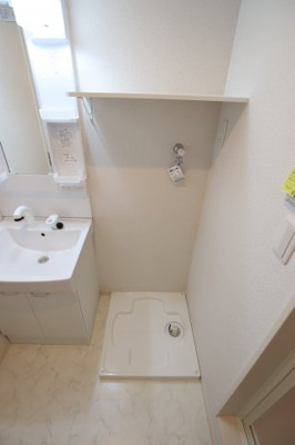 【設備】 | グラツィア堺 | 室内洗濯機置場