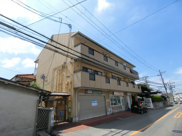 ハイツニシカワ