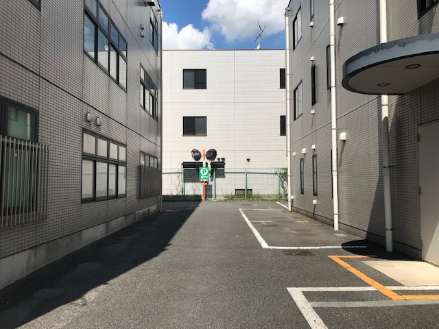 第８横溝ビルの駐車場