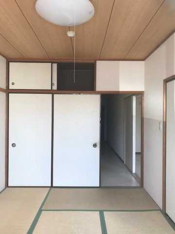 第３横溝ビルの和室